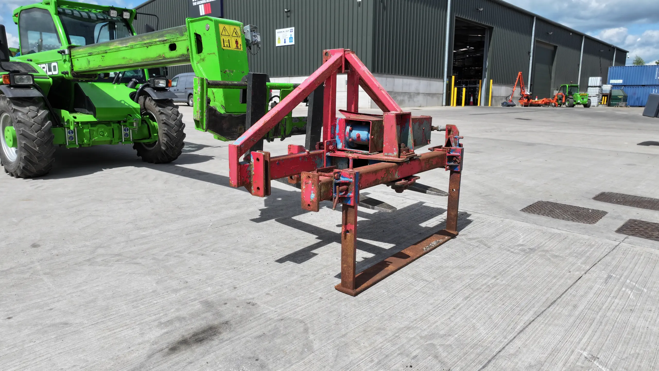 USED EQUIPMENT TREE